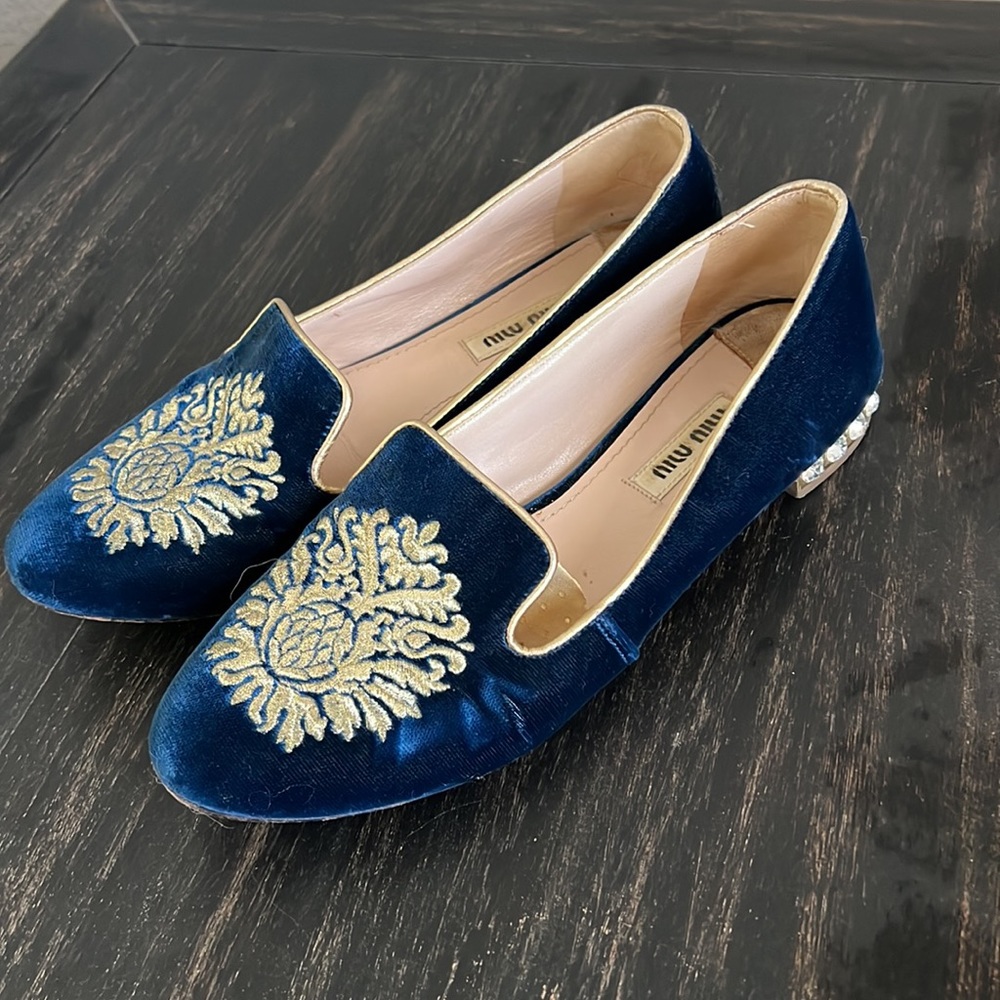 Miu Miu Ballet Flats With Crystal Embellished Heel - image 3